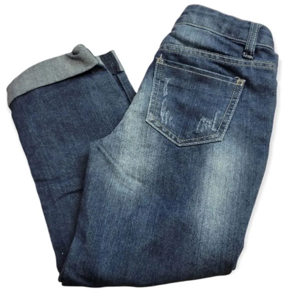Arizona distressed capri 8